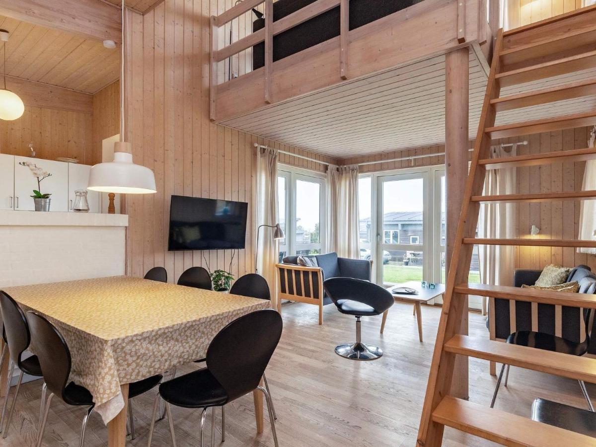 8 Person Holiday Home In Faaborg Eksteriør billede