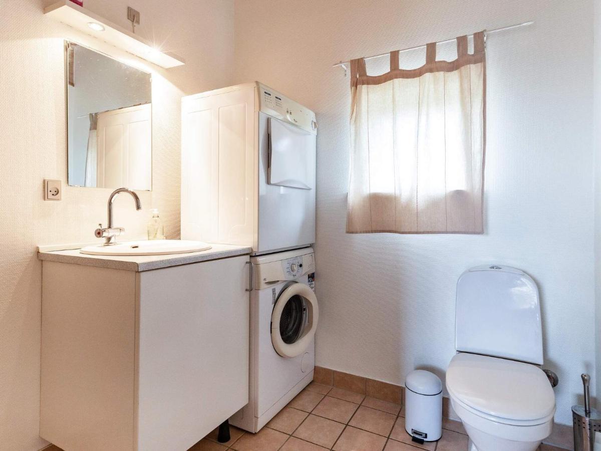 8 Person Holiday Home In Faaborg Eksteriør billede