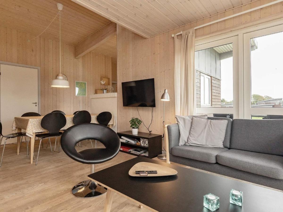 8 Person Holiday Home In Faaborg Eksteriør billede
